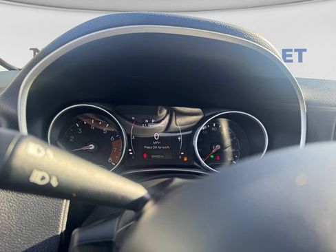 Used 2021 Jeep Compass Latitude FWD image 14