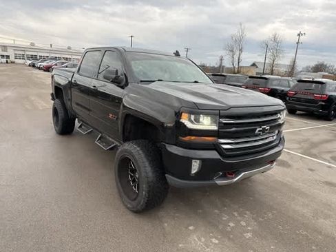 Used 2017 Chevrolet Silverado 1500 LT image 24