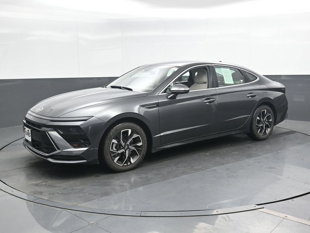 Certified 2025 Hyundai Sonata SEL FWD image 8