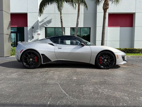 Used 2017 Lotus Evora 400 image 2