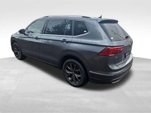 Certified 2022 Volkswagen Tiguan SE w/ Panoramic Sunroof Package image 5