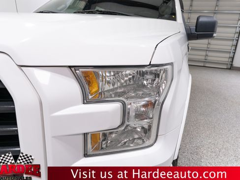Used 2017 Ford F150 XLT w/ Equipment Group 302A Luxury AWD/4WD image 8