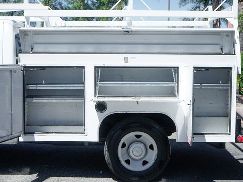 Used 2008 Ford F250 XL RWD image 6