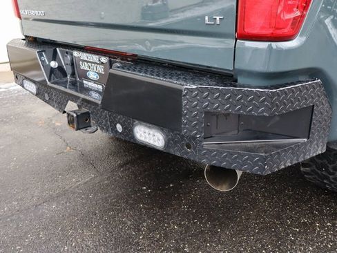 Used 2025 Chevrolet Silverado 3500 LT image 18