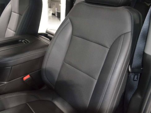 Used 2022 Chevrolet Silverado 1500 LTZ w/ LTZ Convenience Package II image 13