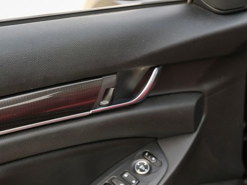 Used 2019 Honda Accord Sport image 45