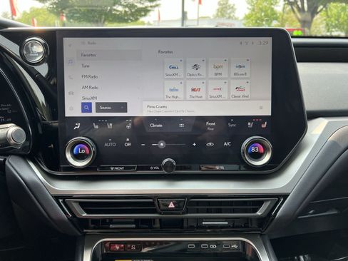 Used 2024 Lexus TX 350 AWD w/ Technology Package image 18