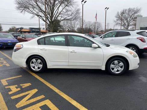 Used 2008 Nissan Altima 2.5 S image 2