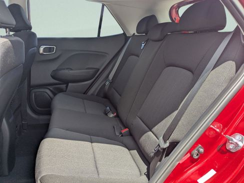 New 2025 Hyundai Venue SEL image 13