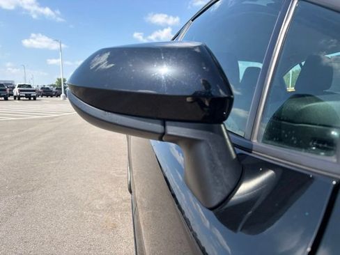 Used 2024 Toyota Corolla LE FWD image 5