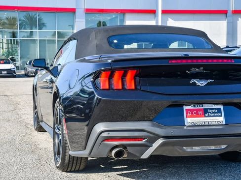 Used 2024 Ford Mustang Premium image 6