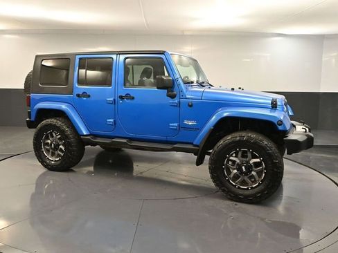 Used 2014 Jeep Wrangler Unlimited Sahara w/ Katzin Premium Leather Group image 3