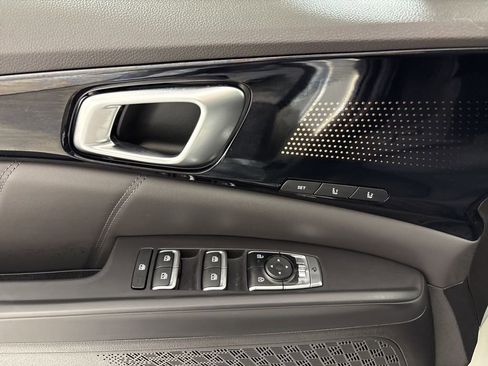 New 2026 Kia Carnival SX Prestige FWD image 33