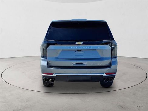New 2026 Chevrolet Suburban Premier image 6