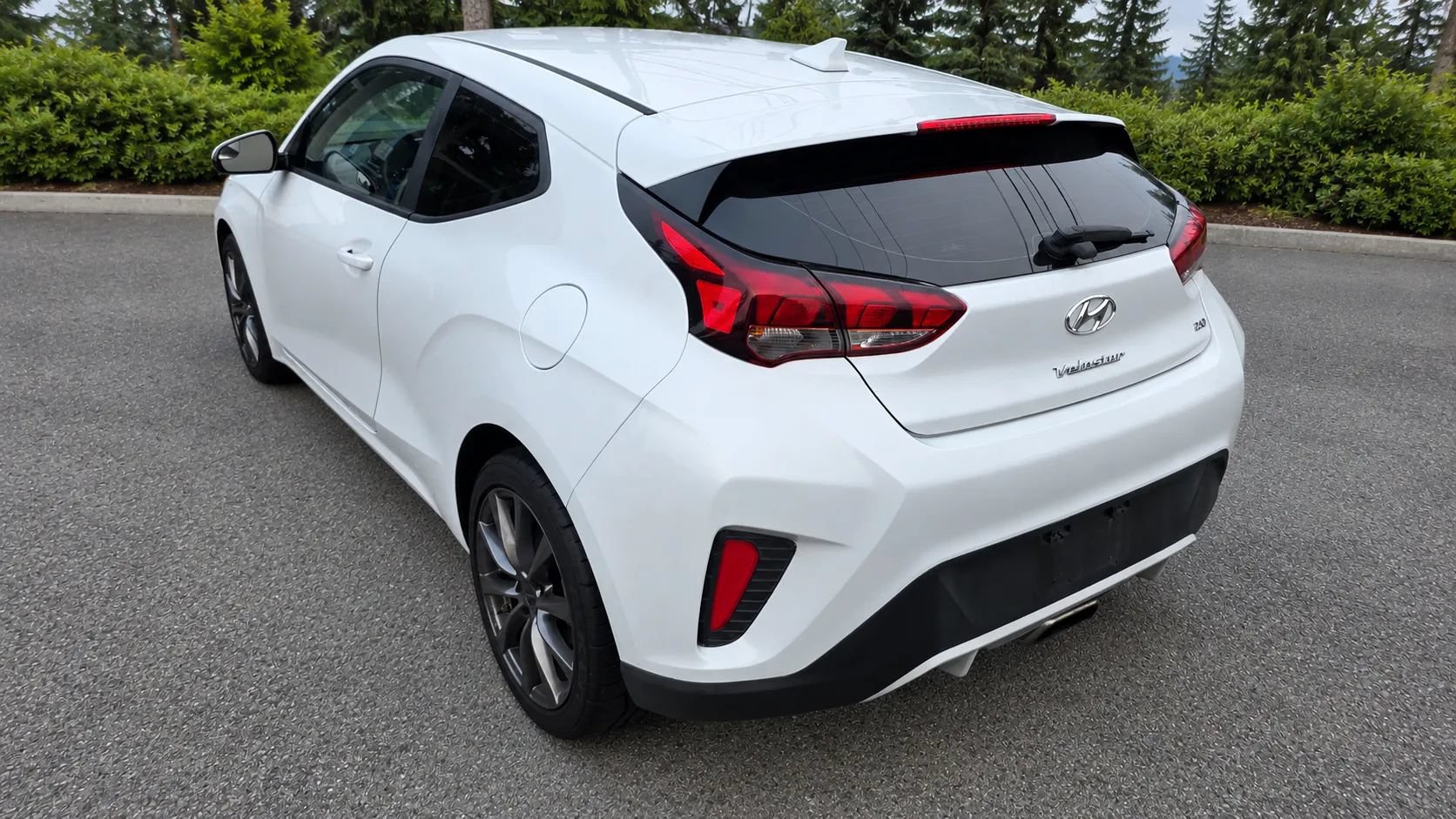 Used 2019 Hyundai Veloster 2.0 FWD image 7
