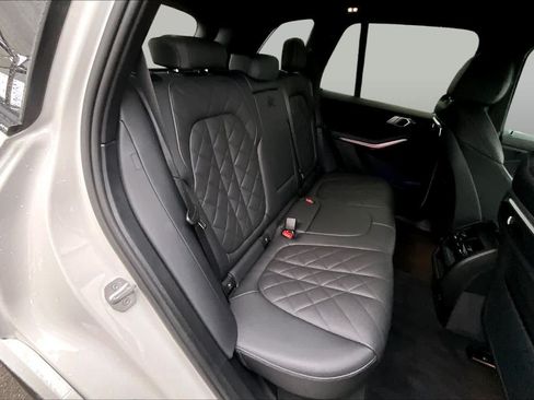 Used 2024 BMW X5 sDrive40i w/ M Sport Package RWD image 20