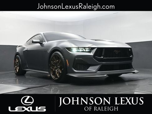 Used 2025 Ford Mustang GT Premium w/ GT Performance Package RWD image 13