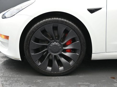 Used 2023 Tesla Model 3 Performance image 29