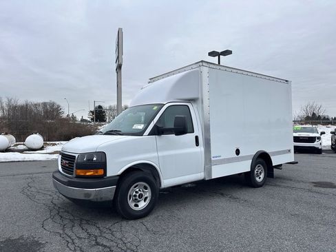 New 2025 GMC Savana 3500 w/ Power Convenience Package image 2