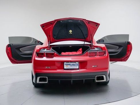 Used 2010 Chevrolet Camaro SS w/ LPO, Ground Effects Package RWD image 19