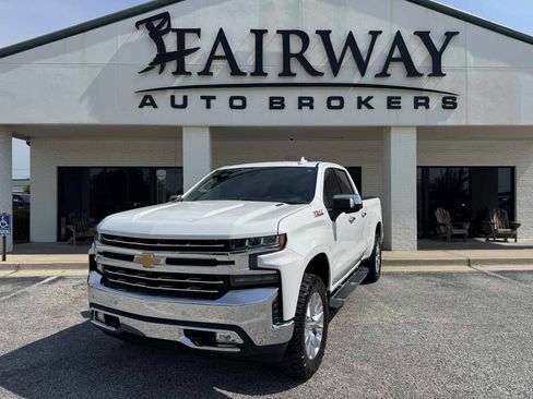 Used 2020 Chevrolet Silverado 1500 LTZ w/ LTZ Plus Package AWD/4WD image 36