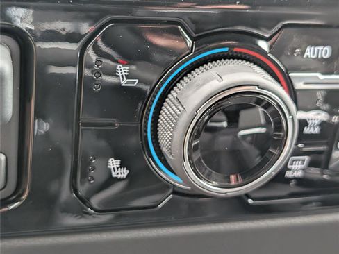 New 2026 Chevrolet Silverado 1500 LT w/ Z71 Off-Road Package image 21