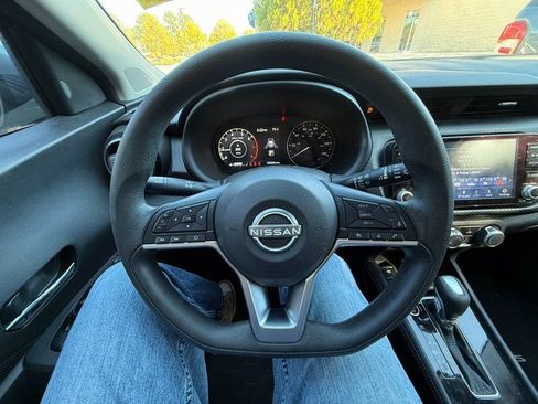 Used 2023 Nissan Kicks SV w/ Interior Electronics Package image 9