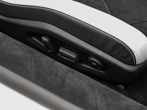 Used 2023 Lamborghini Huracan Tecnica image 56