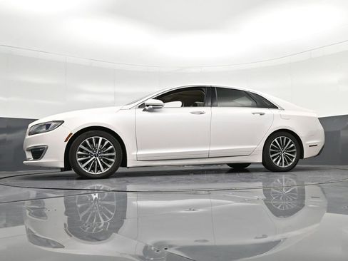 Used 2018 Lincoln MKZ Select w/ Select Plus Package FWD image 36