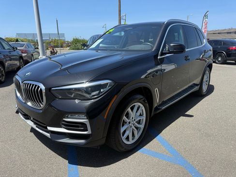 Used 2021 BMW X5 xDrive45e w/ Premium Package 2 AWD/4WD image 4