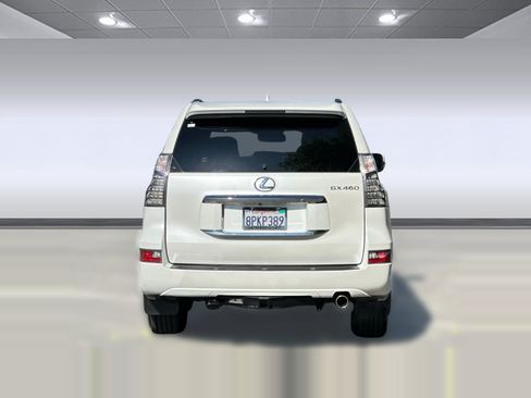 Used 2016 Lexus GX 460 w/ Comfort Package AWD/4WD image 10