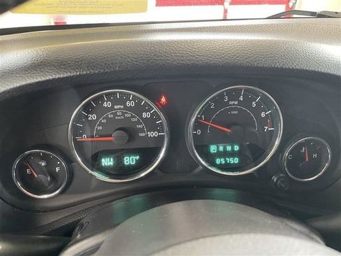Used 2012 Jeep Wrangler Unlimited Sahara w/ Dual Top Group AWD/4WD image 11