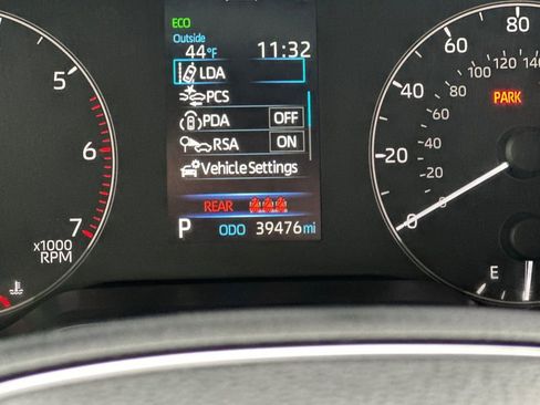 Used 2023 Toyota Corolla SE FWD image 24