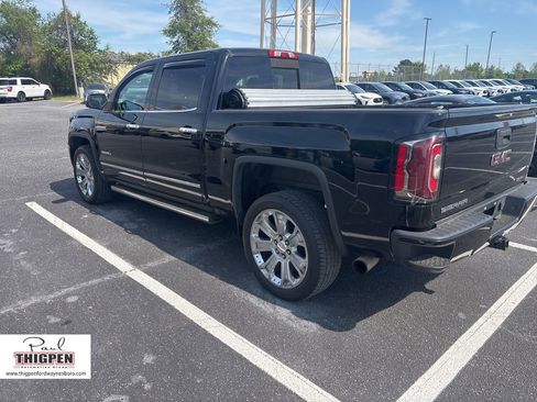 Used 2018 GMC Sierra 1500 Denali w/ Denali Ultimate Package image 4