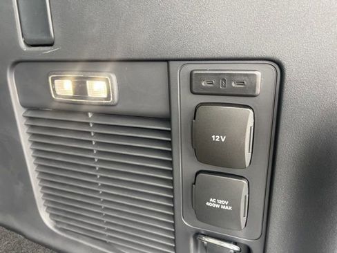 New 2025 Ford Expedition Max Platinum image 13