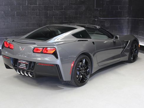 Used 2016 Chevrolet Corvette Stingray Coupe w/ 2LT Preferred Equipment Group image 19