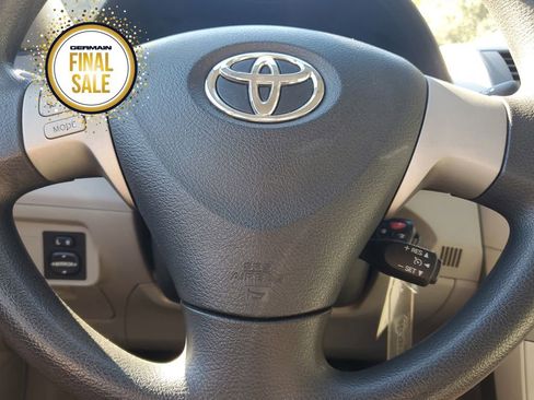 Used 2012 Toyota Corolla LE image 20