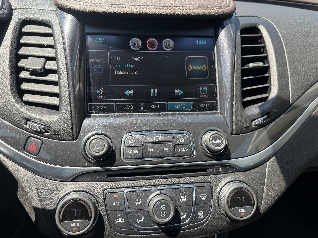 Used 2014 Chevrolet Impala LT w/ Premium Seating Package FWD image 20