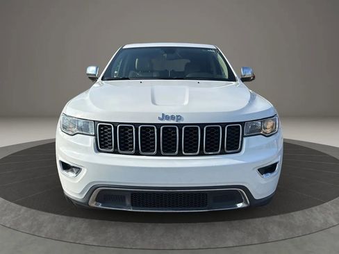 Used 2018 Jeep Grand Cherokee Limited AWD/4WD image 2