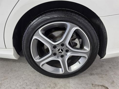 Used 2019 Mercedes-Benz CLA 250 4MATIC image 17