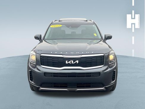 Used 2022 Kia Telluride EX image 2