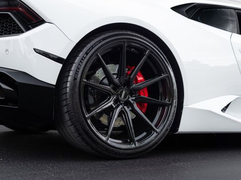 Used 2016 Lamborghini Huracan LP 580-2 RWD image 15