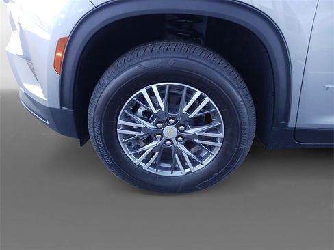 New 2026 Chevrolet Traverse LT image 15