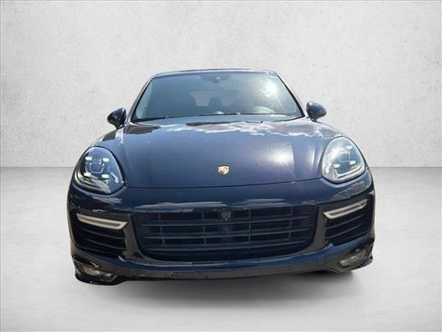 Used 2018 Porsche Cayenne GTS AWD/4WD image 2