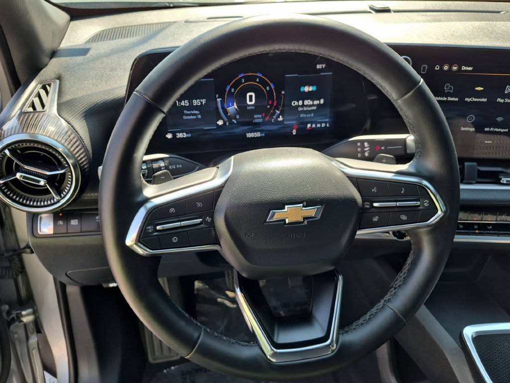 Used 2026 Chevrolet Equinox LT FWD image 21