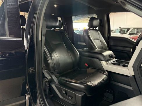 Used 2017 Ford F250 Lariat w/ Lariat Value Package image 19