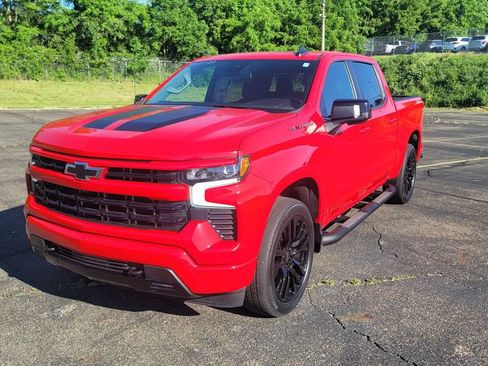 Used 2023 Chevrolet Silverado 1500 RST w/ Rally Edition AWD/4WD image 5
