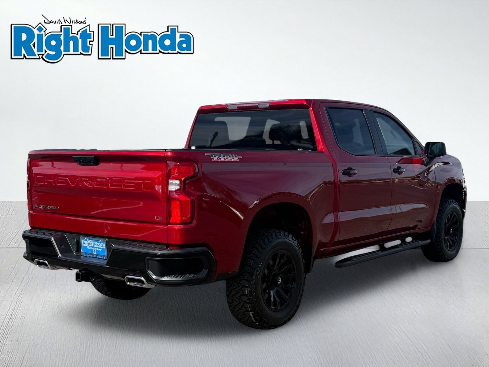 Used 2024 Chevrolet Silverado 1500 LT Trail Boss AWD/4WD image 7