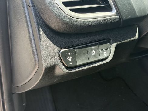 Certified 2024 Kia Seltos EX FWD image 11