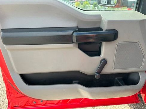 Used 2017 Ford F250 XL AWD/4WD image 8